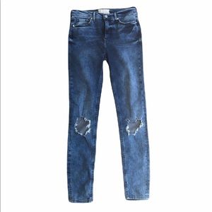 Free People distressed skinny jeans size28